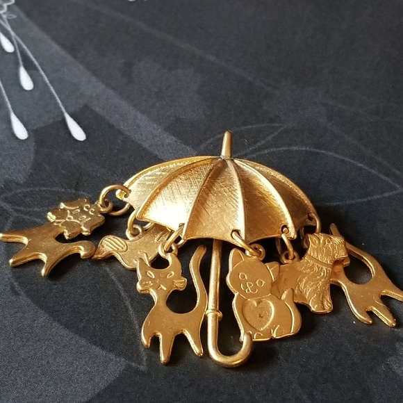 💚Amazing💜 VTG Umbrella Brooch - Picture 3 of 7